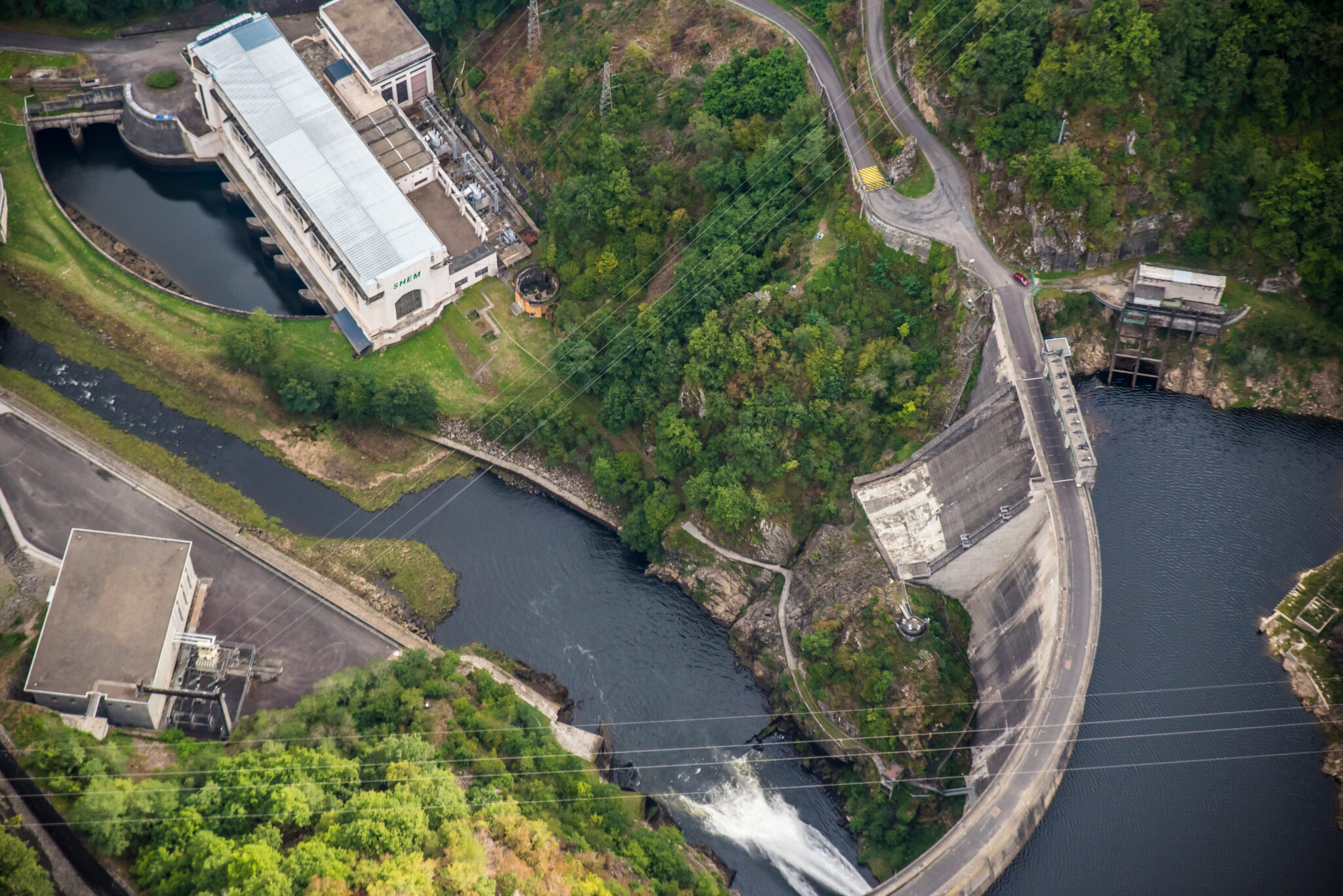 Jeux de pistes pour la famille au belvédère du barrage de Marèges